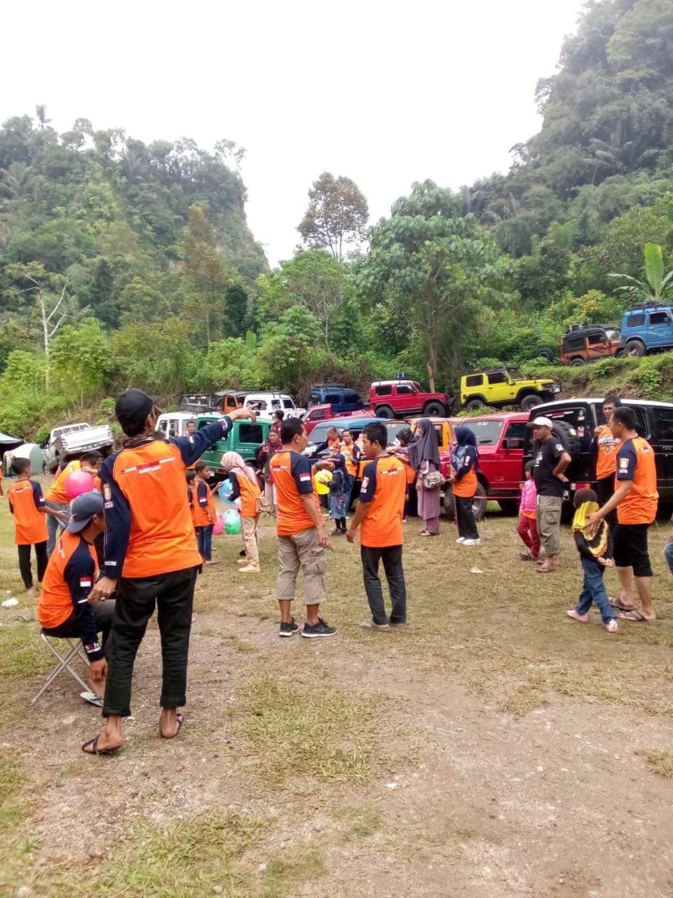 Tapian Ratu Camp Real Bukittinggi Exterior photo