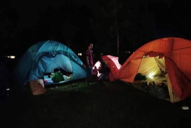 Tapian Ratu Camp Real Bukittinggi Exterior photo